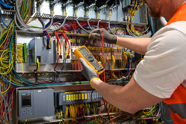 Fort Thompson, SD Electrician Pros